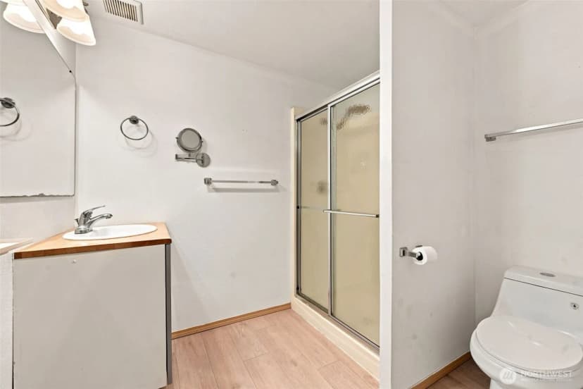 Property photo for 9000 25th Avenue Sw #102a, Seattle photo 28