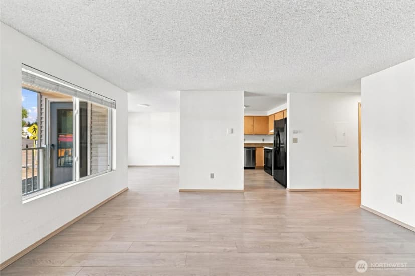 Property photo for 9000 25th Avenue Sw #102a, Seattle photo 13
