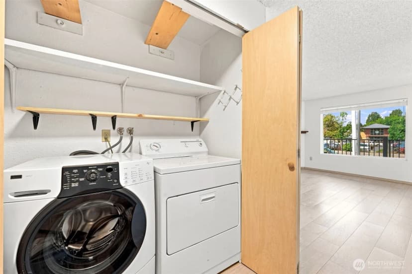 Property photo for 9000 25th Avenue Sw #102a, Seattle photo 31