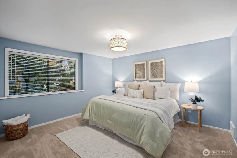 Property photo for 2616 4th Avenue N #402, Seattle photo 18