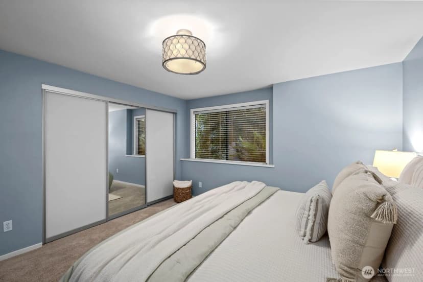 Property photo for 2616 4th Avenue N #402, Seattle photo 19