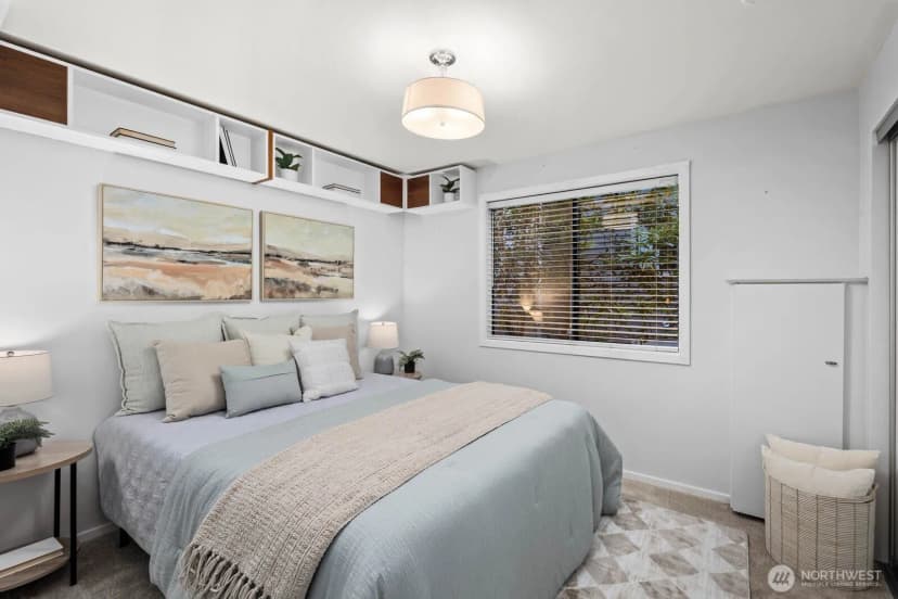 Property photo for 2616 4th Avenue N #402, Seattle photo 22