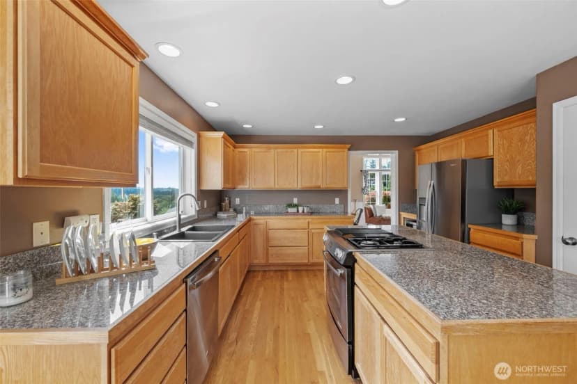 Property photo for 11521 42nd Place Se, Snohomish photo 9