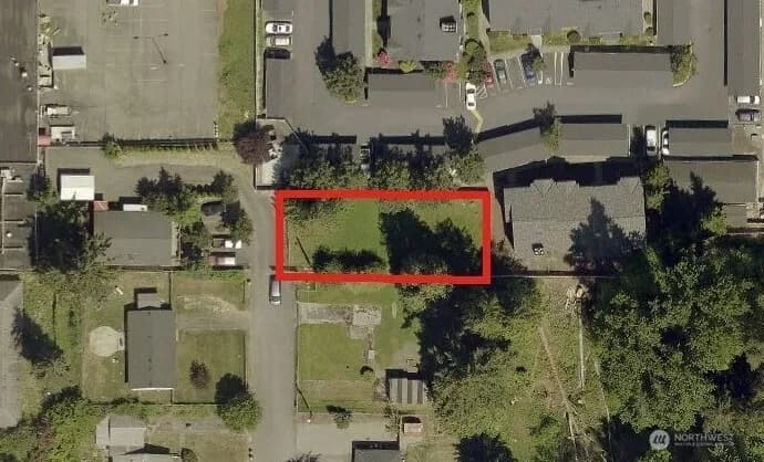 Property photo for 335 Xx 18th Avenue S, Federal Way photo 2