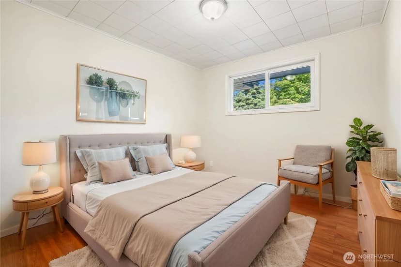 Property photo for 23427 100th Avenue Se, Kent photo 17