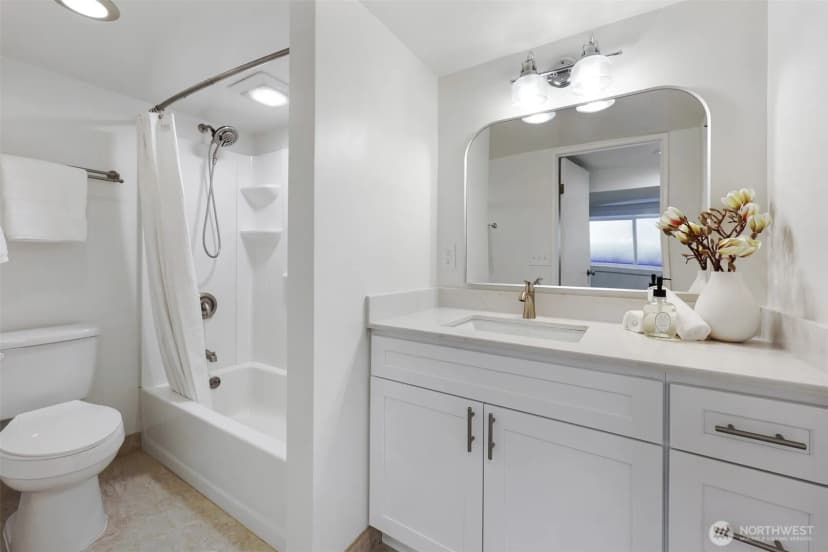 Property photo for 8062 30th Avenue Nw, Seattle photo 19