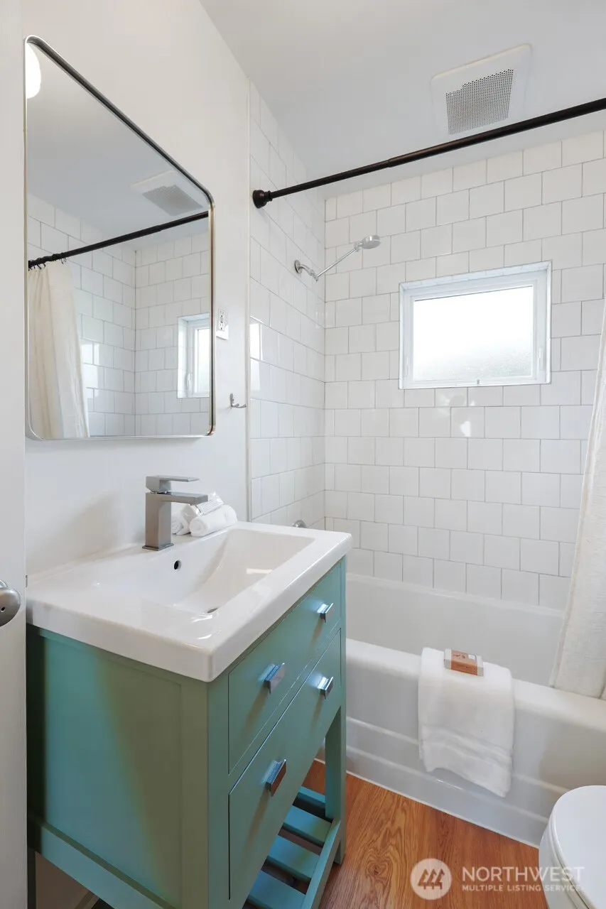Property photo for 8062 30th Avenue Nw, Seattle photo 14