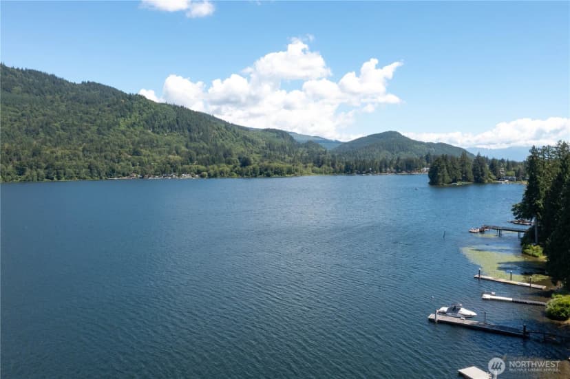 Property photo for 482 W Lake Samish Drive, Bellingham photo 33