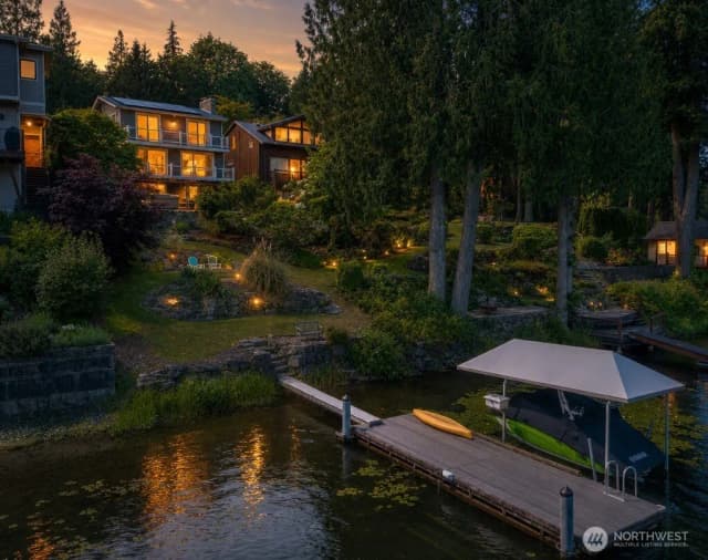 Property photo for 482 W Lake Samish Drive, Bellingham photo 2