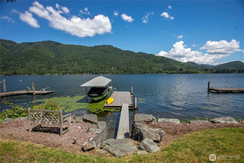 Property photo for 482 W Lake Samish Drive, Bellingham photo 31