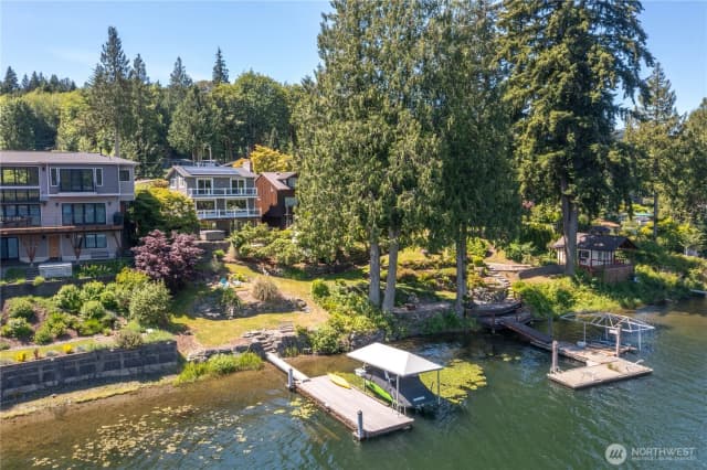 Property photo for 482 W Lake Samish Drive, Bellingham