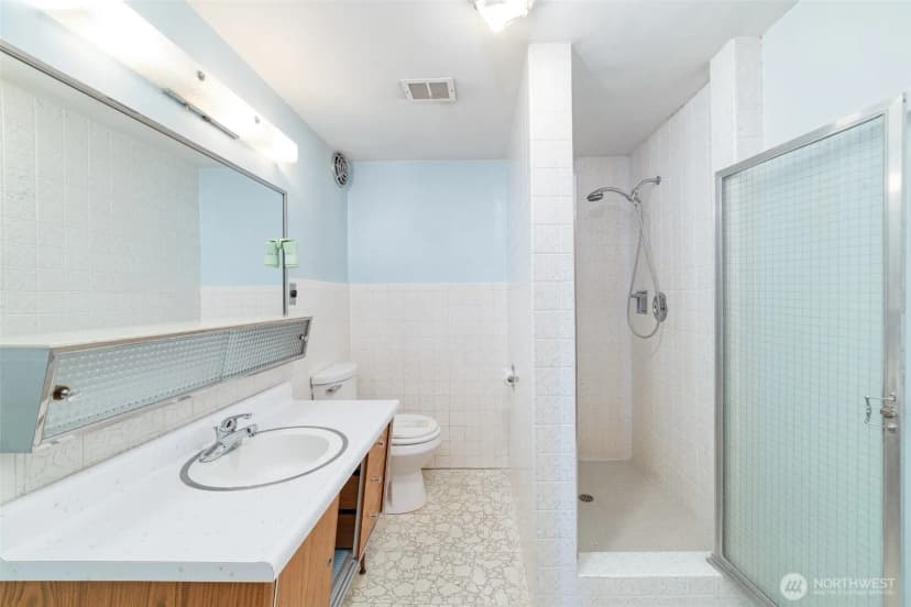 Property photo for 3737 S 194th Street, Sea Tac photo 17