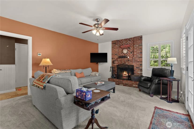 Property photo for 23924 Se 186th Street, Maple Valley photo 14