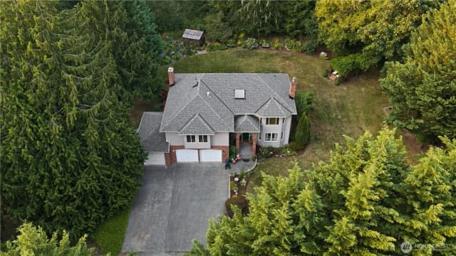 Property photo for 23924 Se 186th Street, Maple Valley photo 3