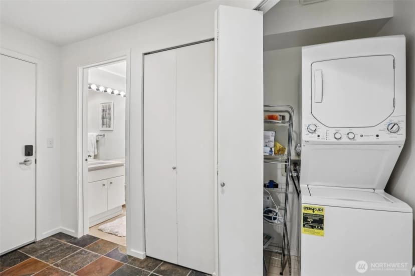 Property photo for 232 Belmont Avenue E #301, Seattle photo 19