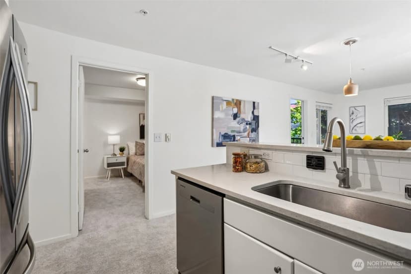 Property photo for 232 Belmont Avenue E #301, Seattle photo 10