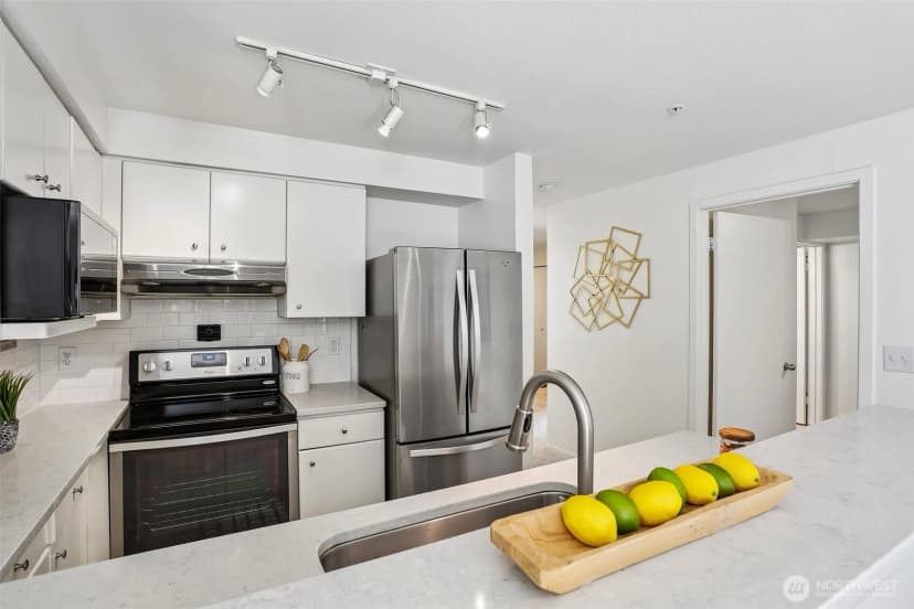 Property photo for 232 Belmont Avenue E #301, Seattle photo 12