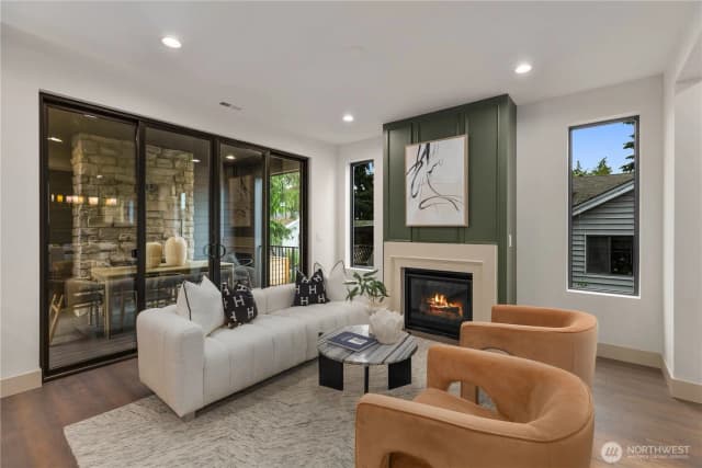 Property photo for 8821 Dibble Avenue Nw, Seattle photo 4