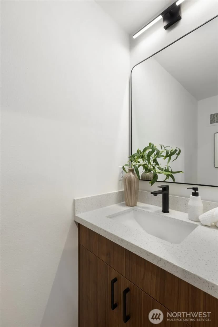 Property photo for 8821 Dibble Avenue Nw, Seattle photo 33