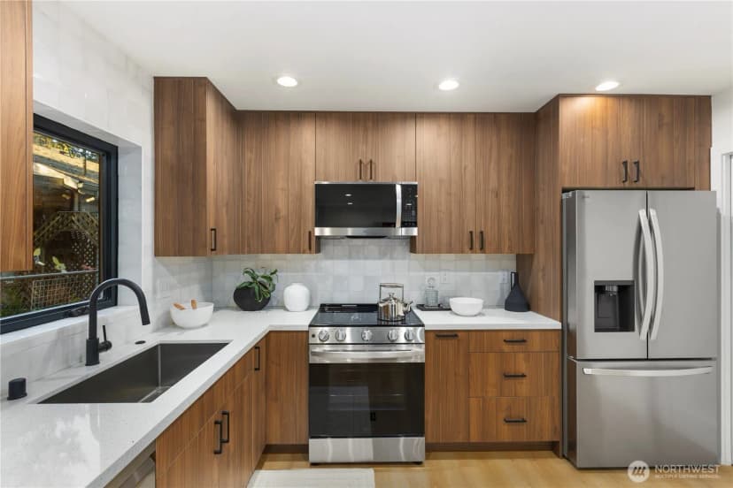 Property photo for 8821 Dibble Avenue Nw, Seattle photo 32