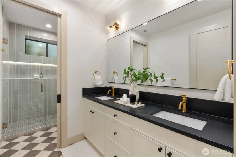 Property photo for 8821 Dibble Avenue Nw, Seattle photo 24