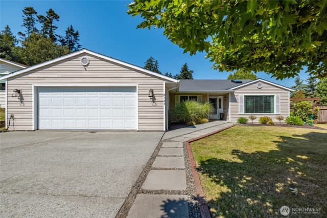 Property photo for 6157 Parkside Drive, Anacortes photo 2