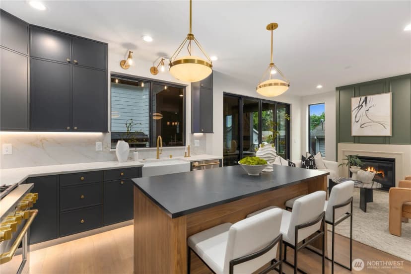 Property photo for 8821 Dibble Avenue Nw, Seattle photo 16