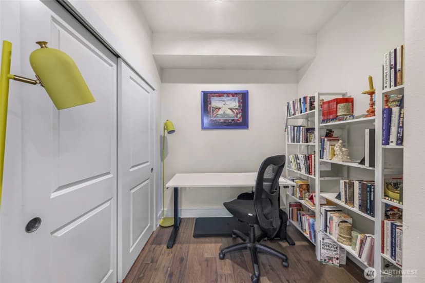 Property photo for 3111 Newmarket Street #302, Bellingham photo 29