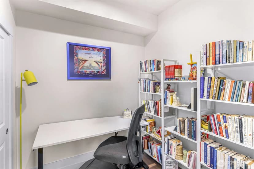 Property photo for 3111 Newmarket Street #302, Bellingham photo 28