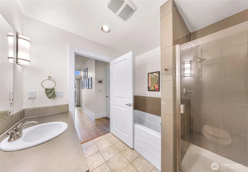 Property photo for 3111 Newmarket Street #302, Bellingham photo 26