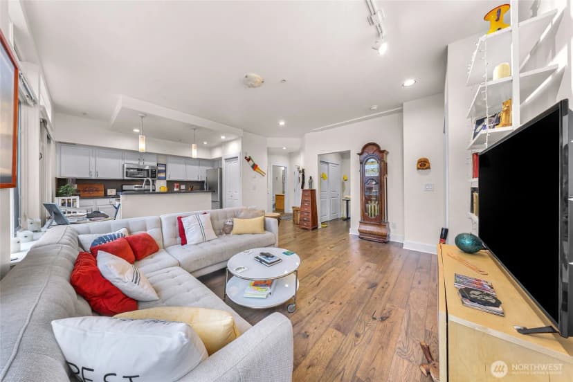 Property photo for 3111 Newmarket Street #302, Bellingham photo 8