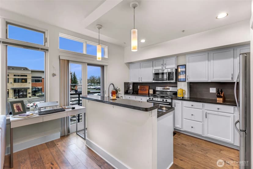 Property photo for 3111 Newmarket Street #302, Bellingham photo 10