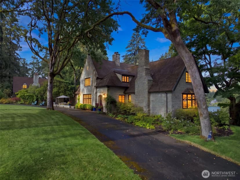 Property photo for 11430 Gravelly Lake Drive Sw, Lakewood
