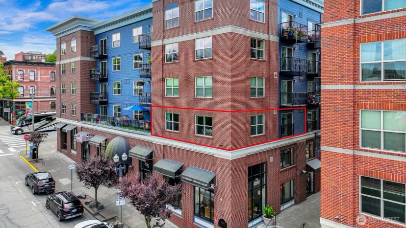 Property photo for 960 Harris Avenue #305, Bellingham