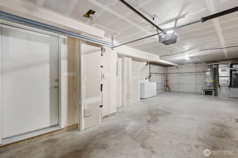 Property photo for 12721 Se 41st Place #214, Bellevue photo 19