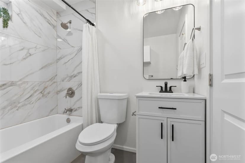 Property photo for 2531 Monroe Avenue, Everett photo 17