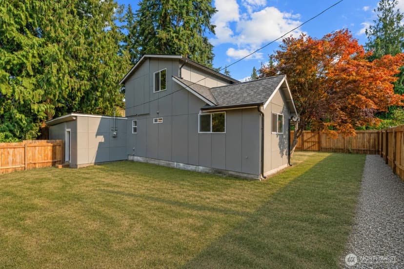 Property photo for 2531 Monroe Avenue, Everett photo 28