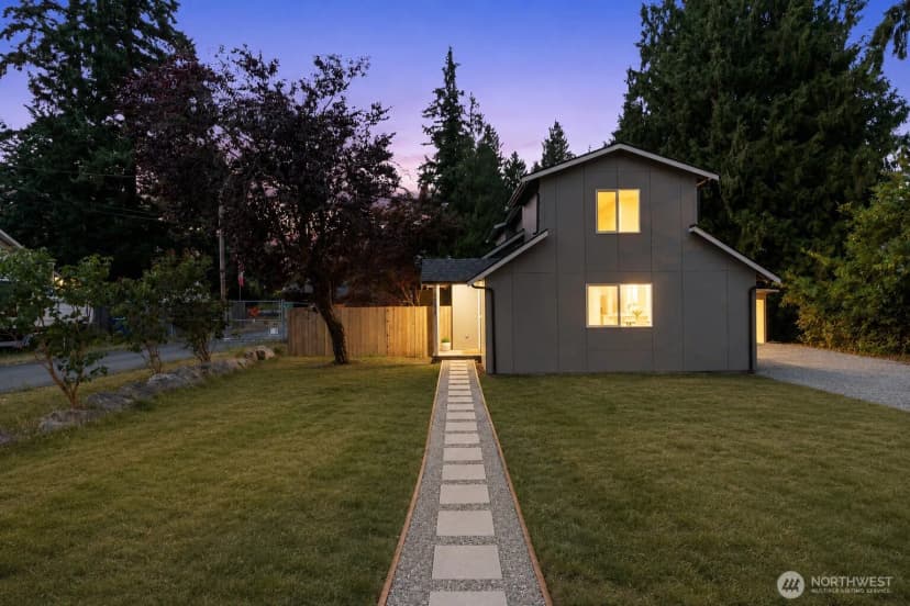 Property photo for 2531 Monroe Avenue, Everett photo 35