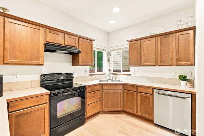 Property photo for 5628 116th Street Ne, Marysville photo 14