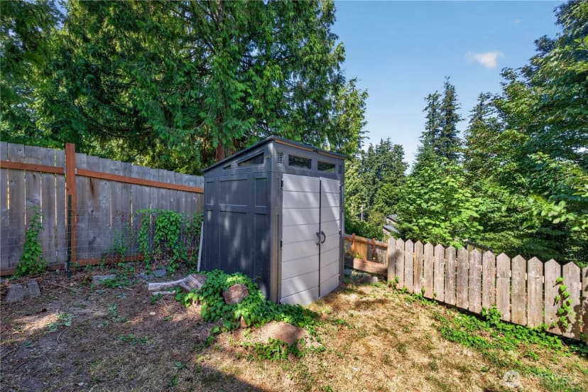 Property photo for 26562 221st Place Se, Maple Valley photo 30