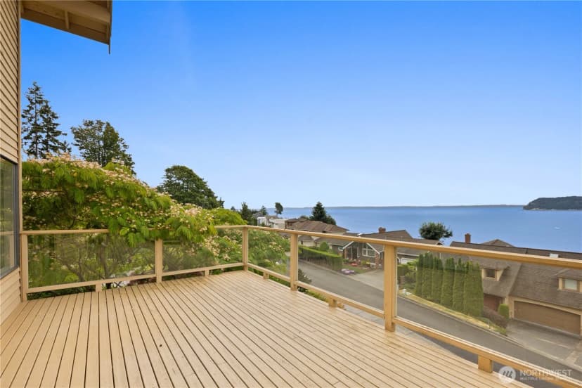 Property photo for 10015 Marine View Drive, Mukilteo photo 12