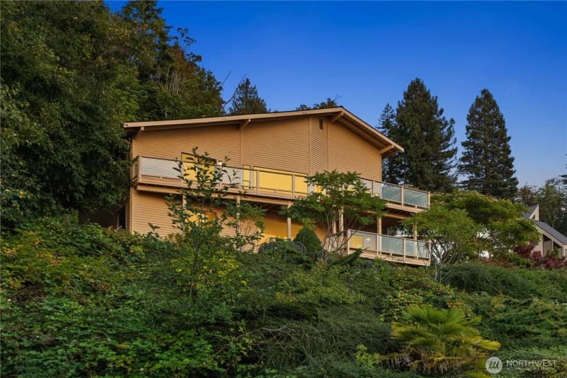 Property photo for 10015 Marine View Drive, Mukilteo photo 17