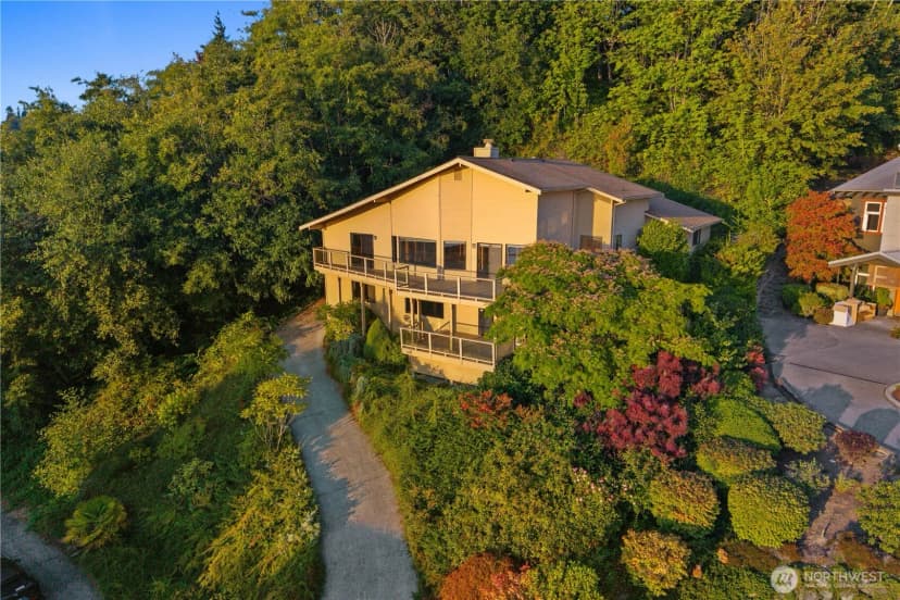 Property photo for 10015 Marine View Drive, Mukilteo photo 19