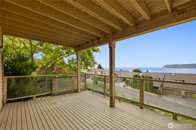 Property photo for 10015 Marine View Drive, Mukilteo photo 15