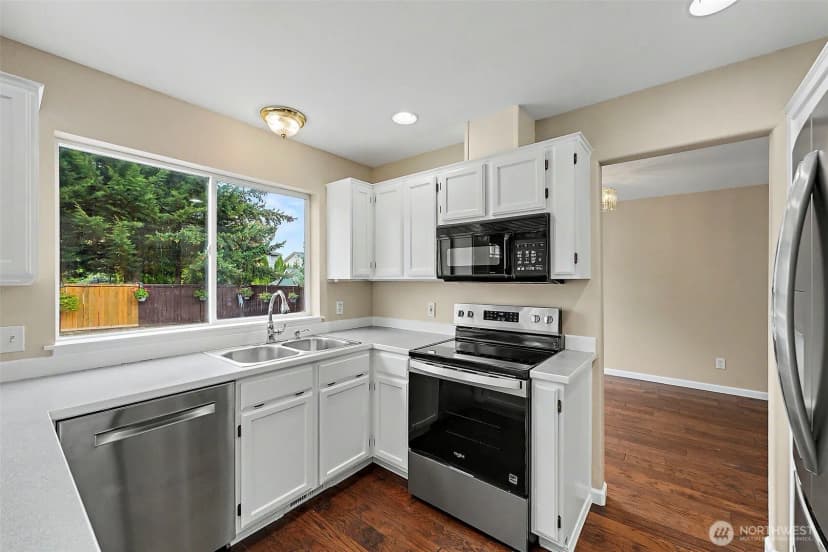 Property photo for 19307 73rd Avenue E, Spanaway photo 10