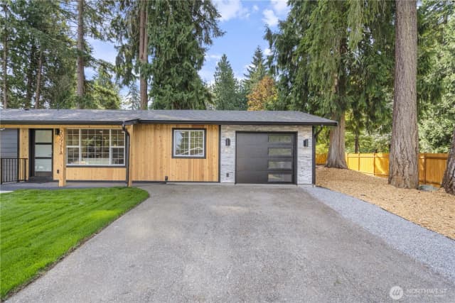 Property photo for 20921 W Richmond Road, Bothell photo 3