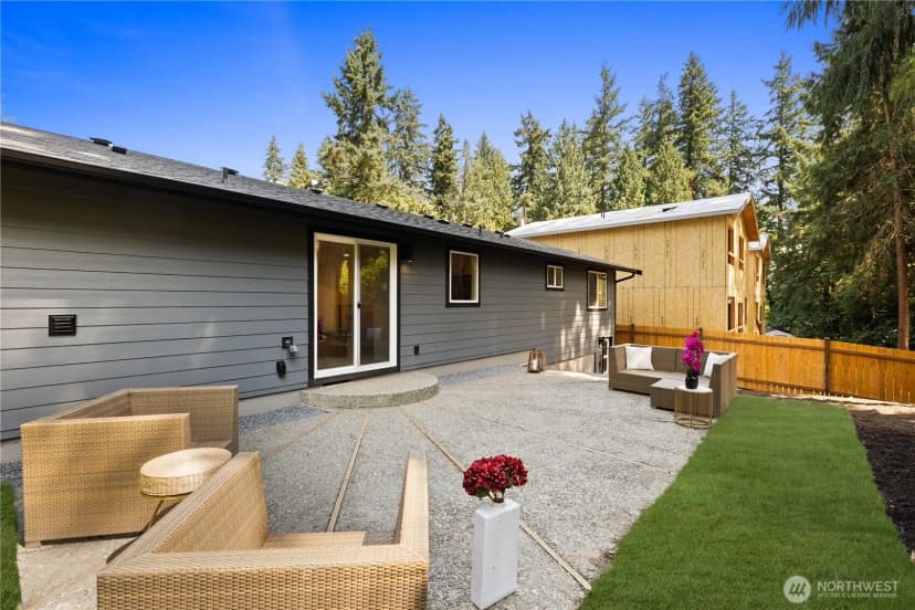 Property photo for 20921 W Richmond Road, Bothell photo 36
