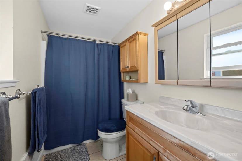Property photo for 637 Cranberry Drive, Oak Harbor photo 20