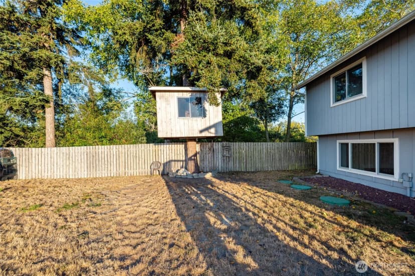 Property photo for 637 Cranberry Drive, Oak Harbor photo 38
