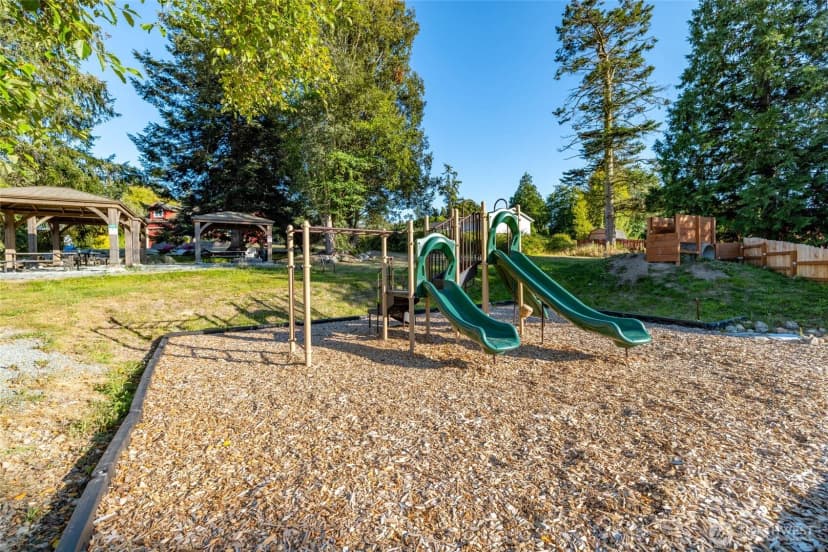 Property photo for 637 Cranberry Drive, Oak Harbor photo 26